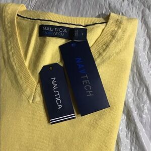 Nautica Men's Navtech V-Neck Sweater Large